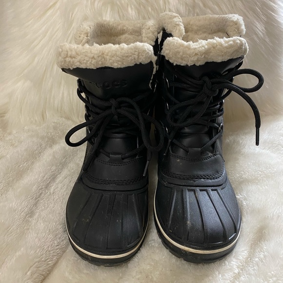 CROCS Shoes - Crocs Black Fleece Boots Size 8